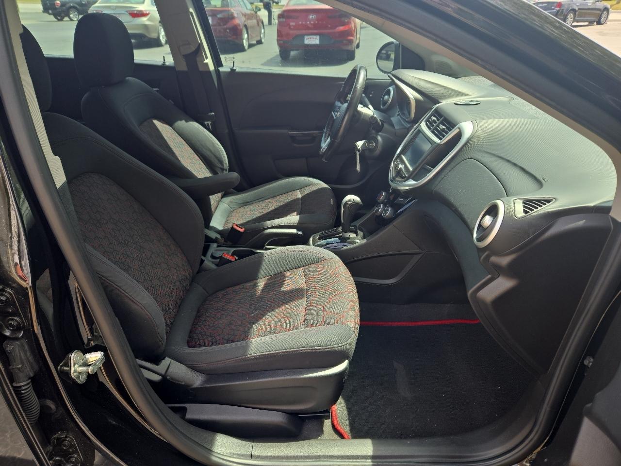 Chevrolet Sonic LT Auto 5-Door 2017