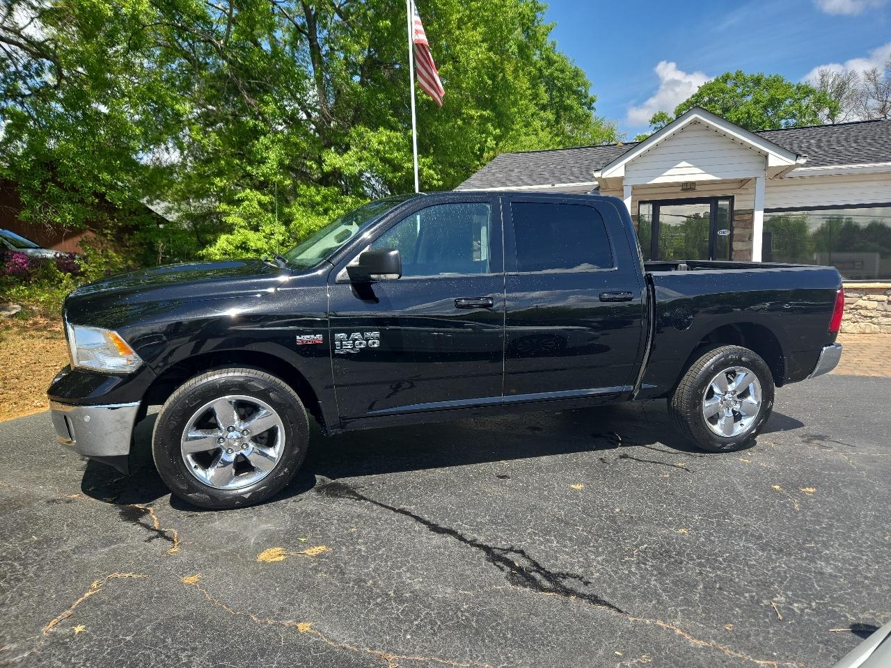2019 RAM 1500 Classic Big Horn 4x4 Crew Cab 5'7" Box