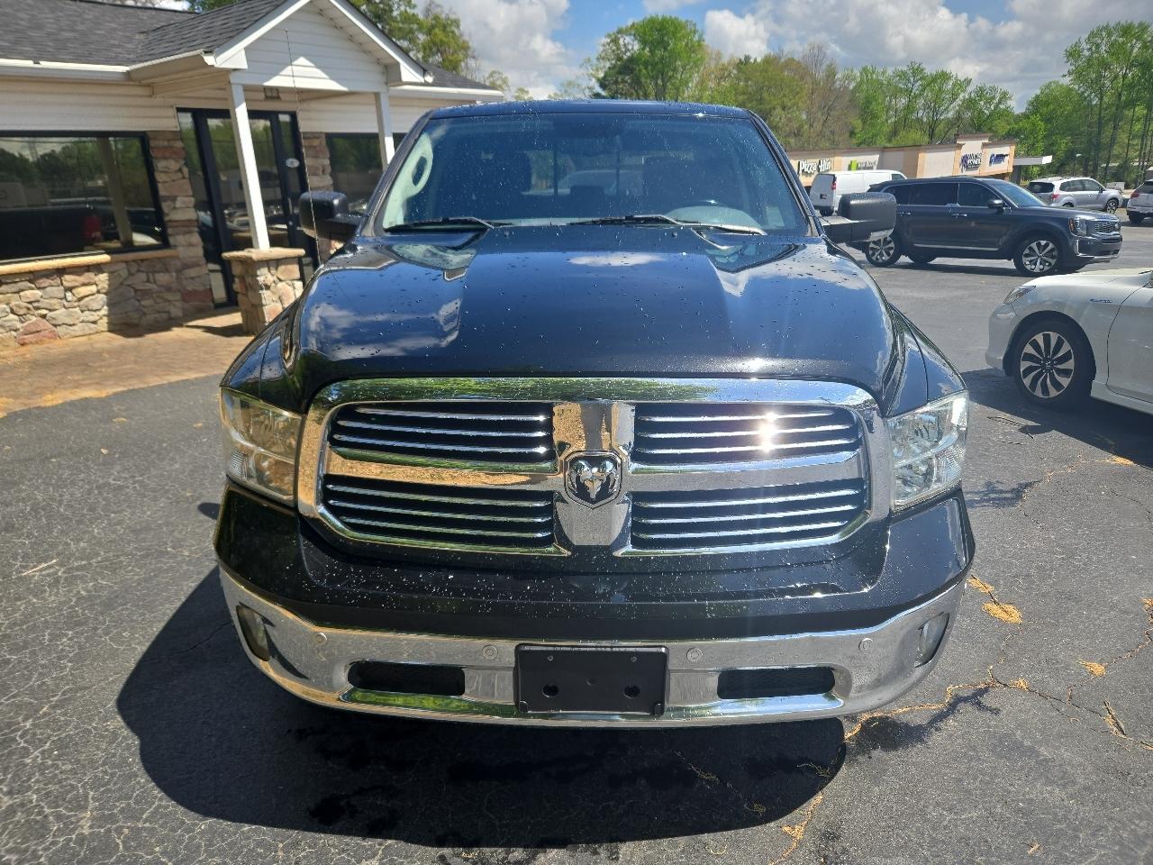 RAM 1500 Classic Big Horn 4x4 Crew Cab 5'7" Box 2019