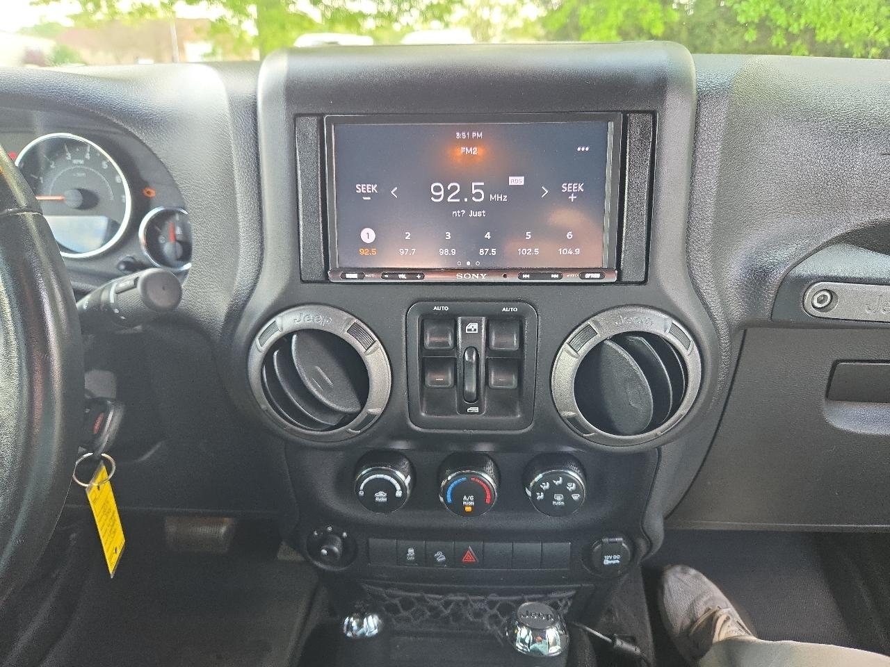 Jeep Wrangler Unlimited Sport 4WD 2016