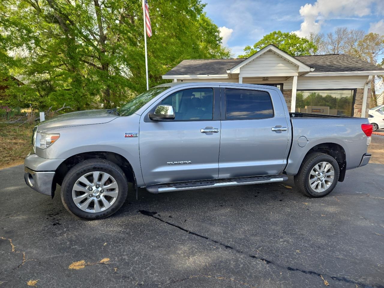 2012 Toyota Tundra Platinum Crew Max 4WD