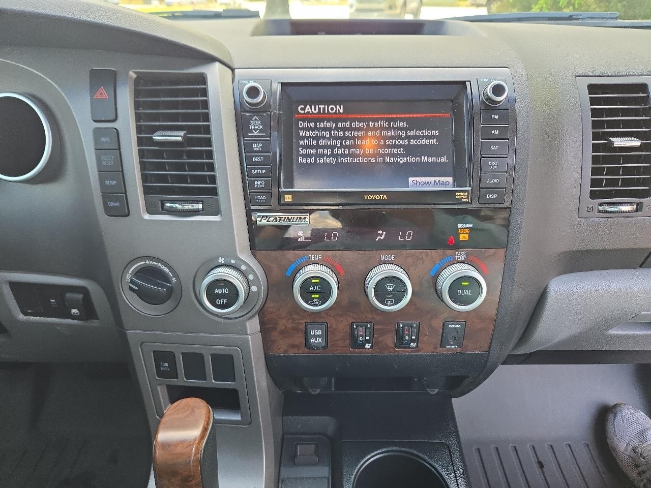 Toyota Tundra Platinum Crew Max 4WD 2012