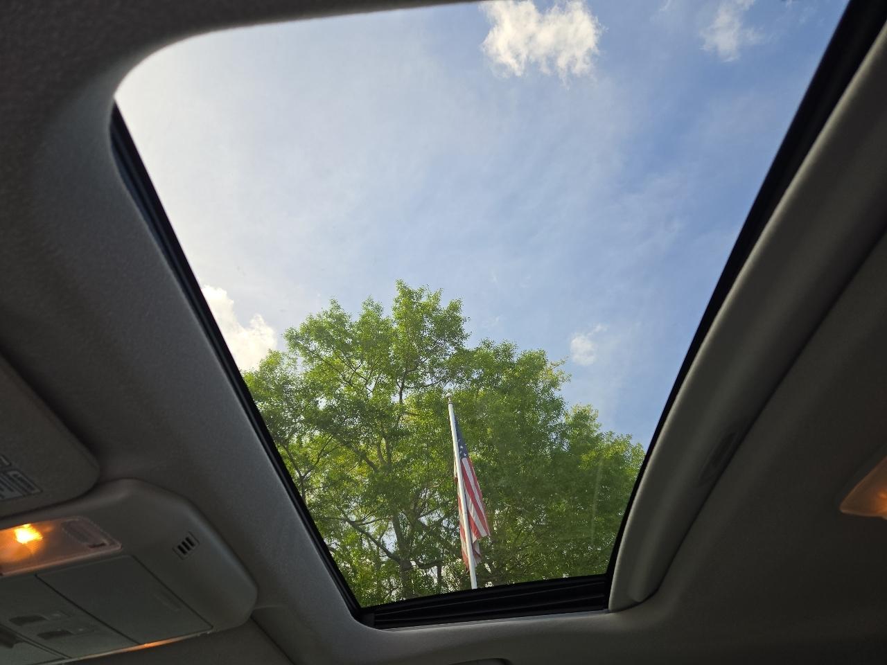 Toyota Tundra Platinum Crew Max 4WD 2012