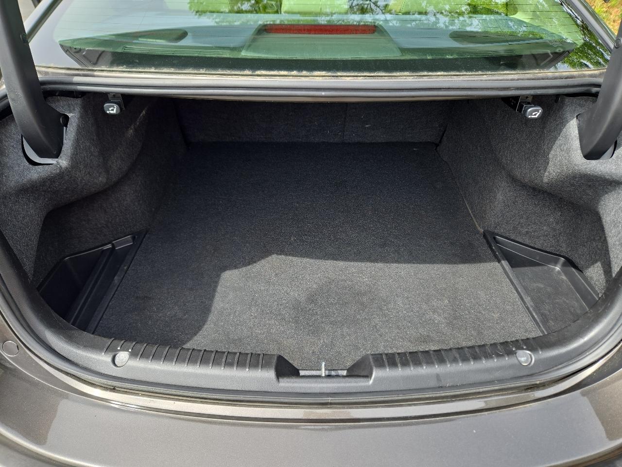 Mazda MAZDA6 Touring Manual 2017