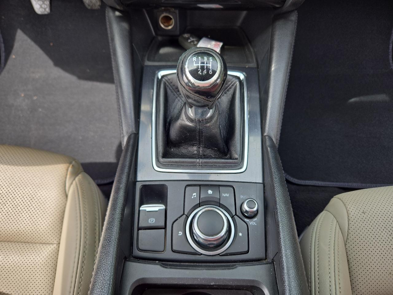 Mazda MAZDA6 Touring Manual 2017