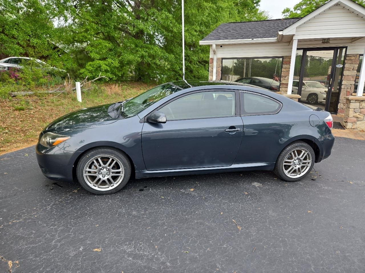 Scion tC Sports Coupe 4-Spd AT 2010