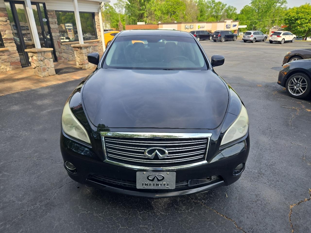 Infiniti M 56x 2012