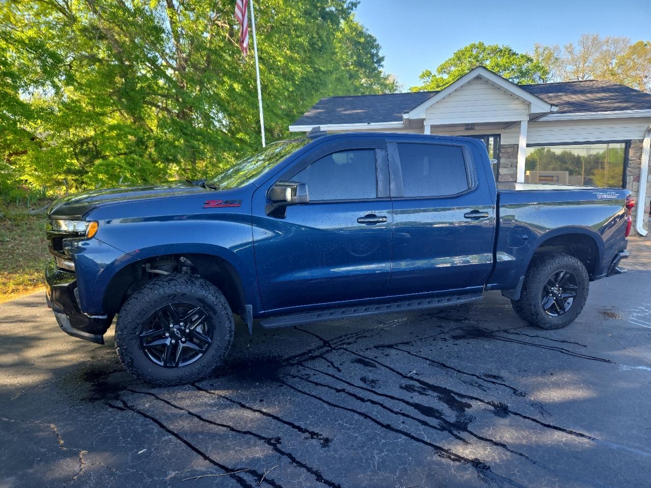 Chevrolet Silverado 1500 Z71 Crew Cab 4WD 2021