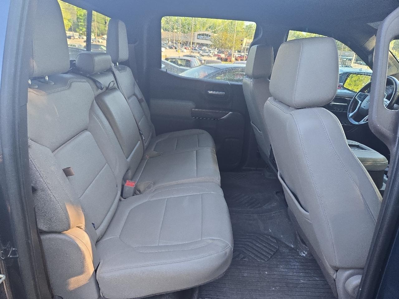 Chevrolet Silverado 1500 Z71 Crew Cab 4WD 2021