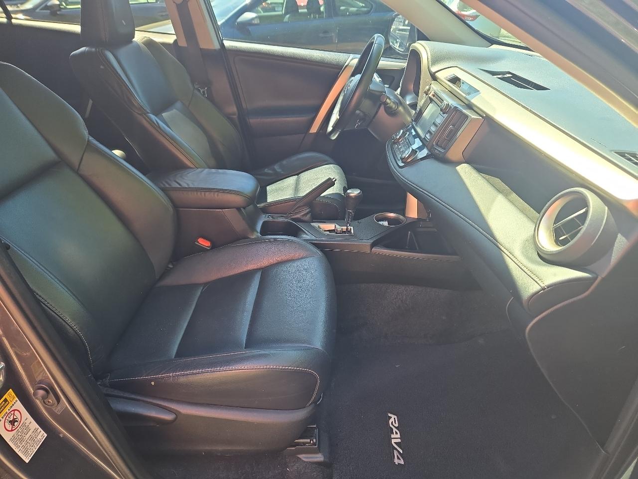 Toyota RAV4 Limited FWD 2015