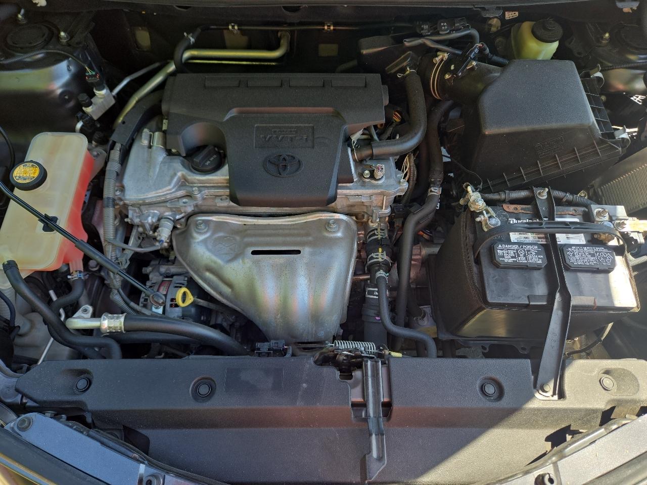 Toyota RAV4 Limited FWD 2015