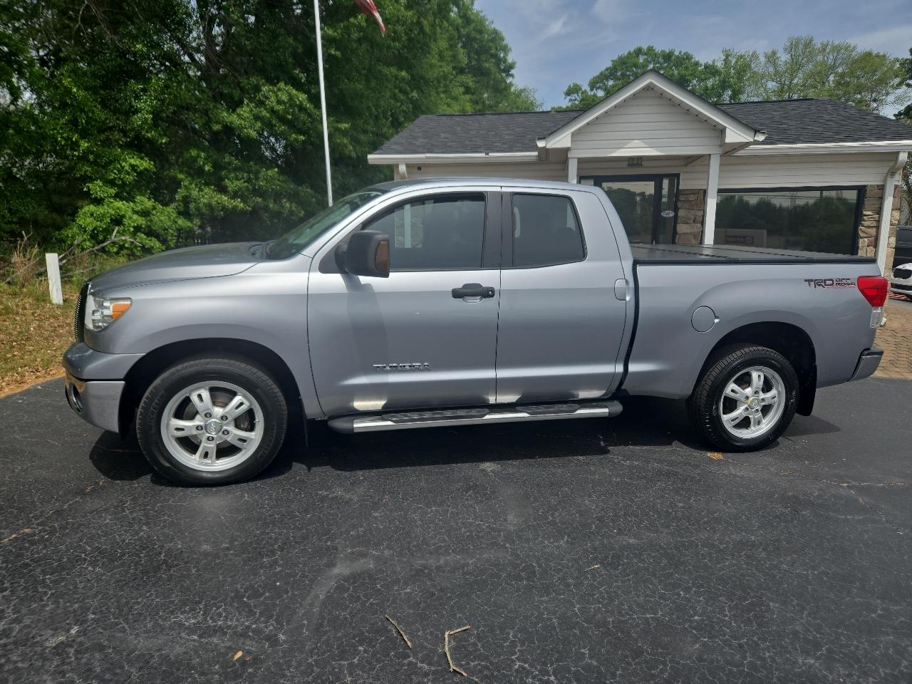 Toyota Tundra SR5 Double Cab 2WD 2012