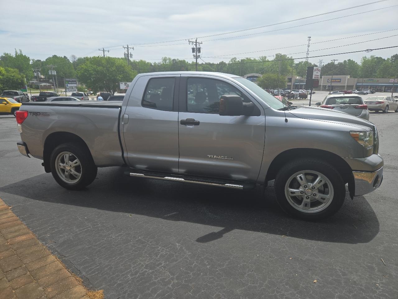 Toyota Tundra SR5 Double Cab 2WD 2012