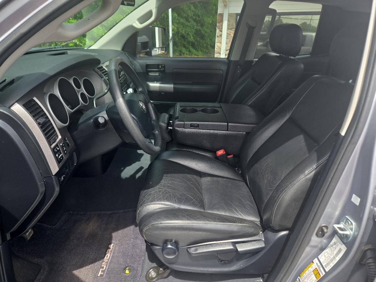 Toyota Tundra SR5 Double Cab 2WD 2012