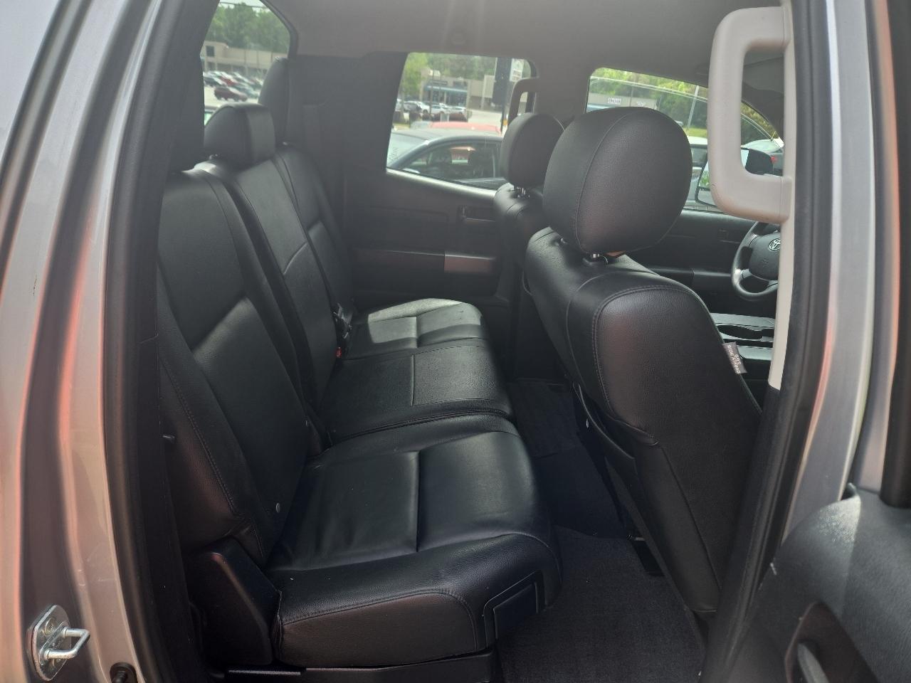 Toyota Tundra SR5 Double Cab 2WD 2012