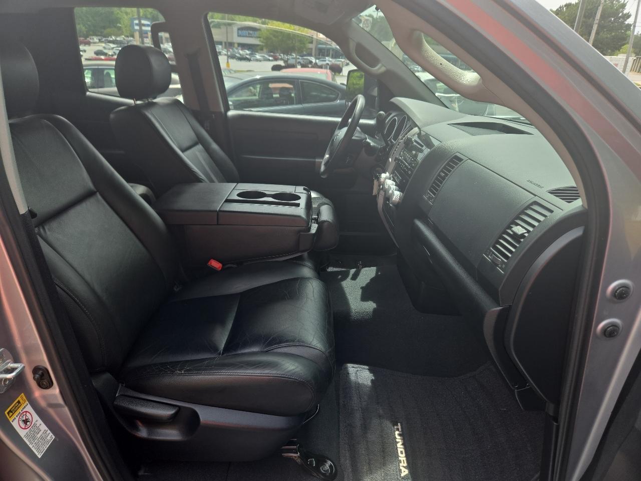 Toyota Tundra SR5 Double Cab 2WD 2012