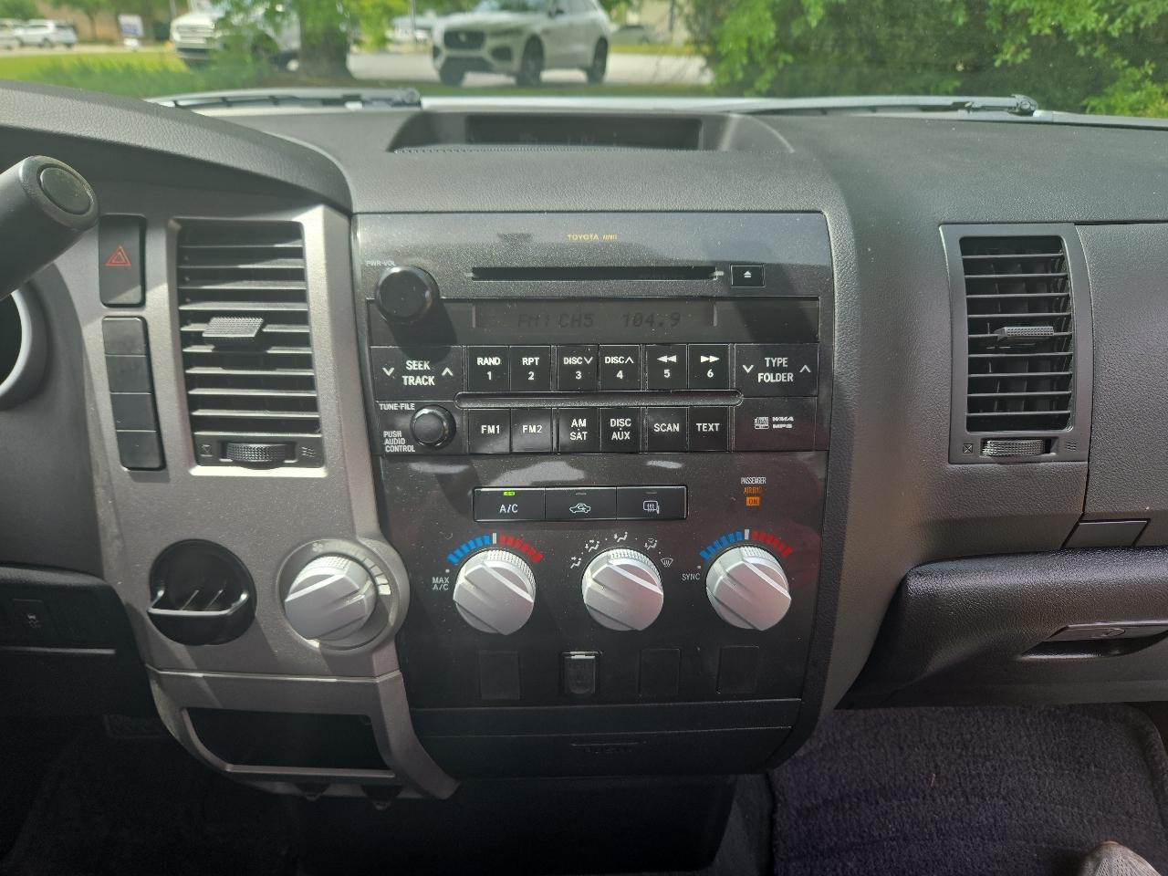 Toyota Tundra SR5 Double Cab 2WD 2012