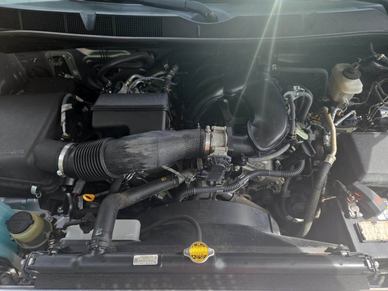 Toyota Tundra SR5 Double Cab 2WD 2012