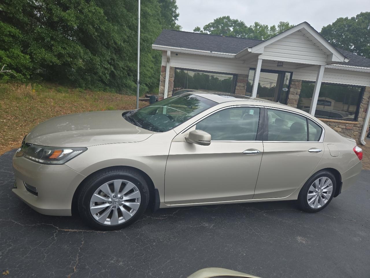 Honda Accord EX-L V6 Sedan AT 2013