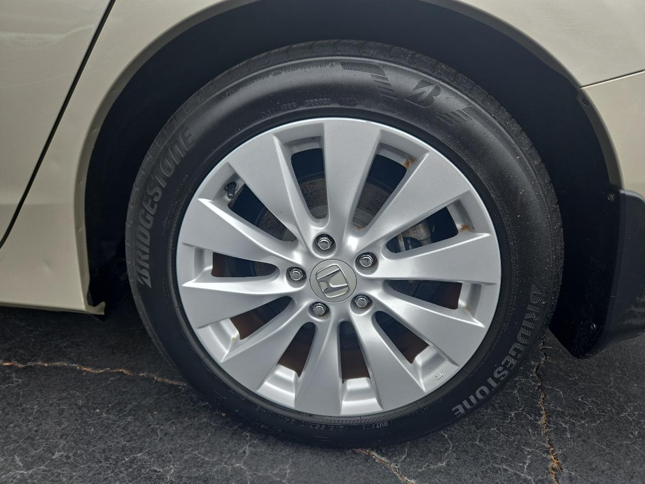 Honda Accord EX-L V6 Sedan AT 2013