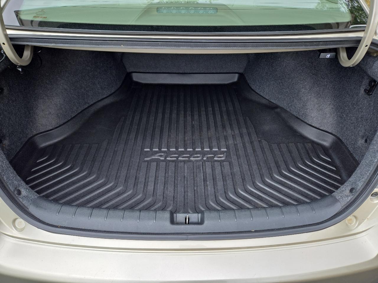 Honda Accord EX-L V6 Sedan AT 2013