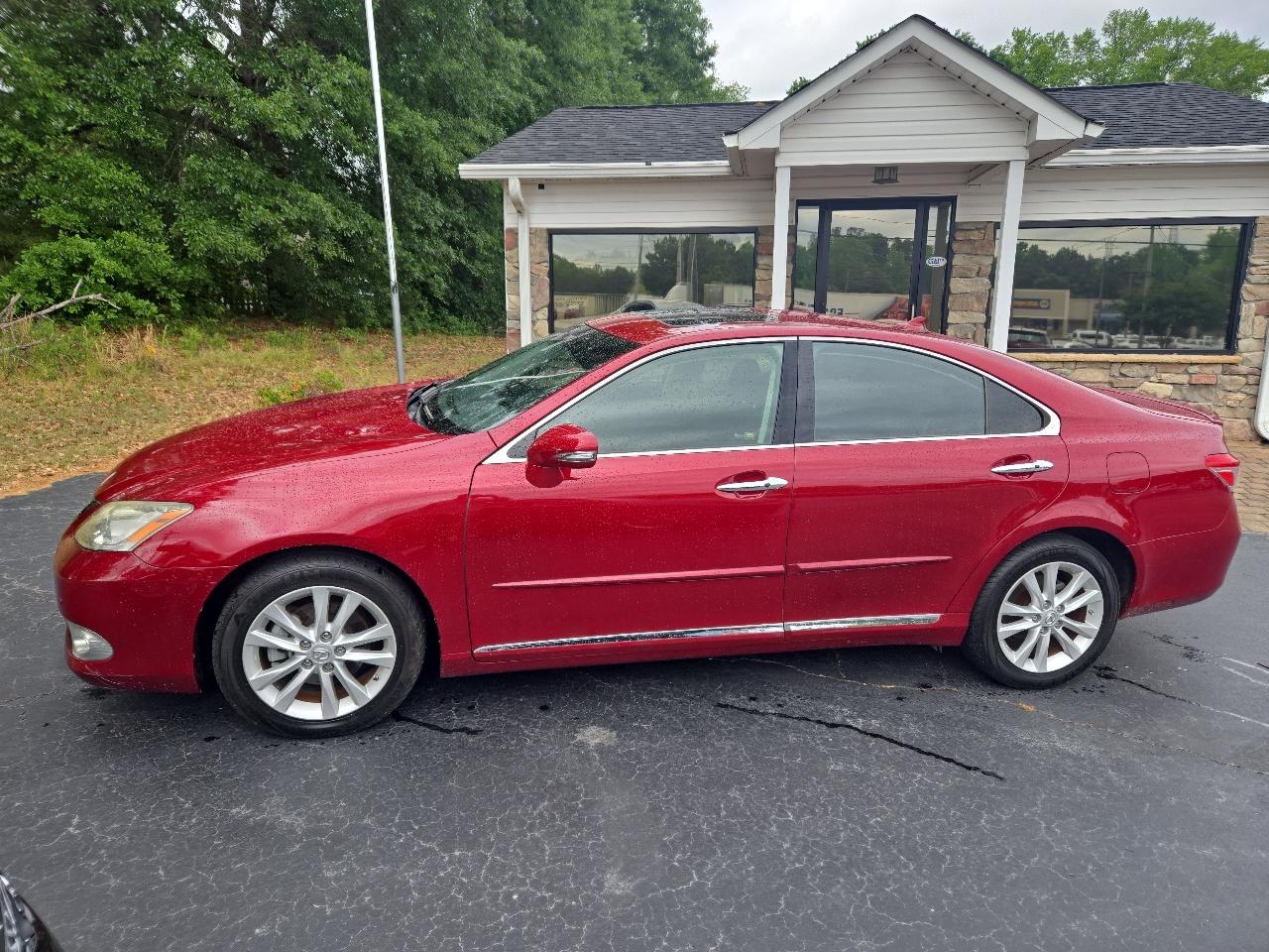 Lexus ES 350 Sedan 2012