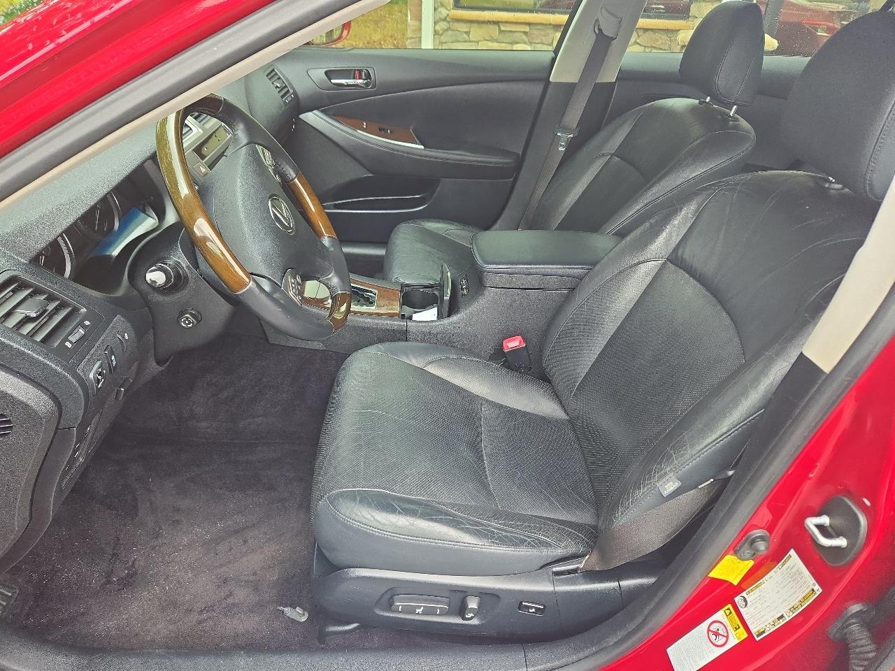 Lexus ES 350 Sedan 2012