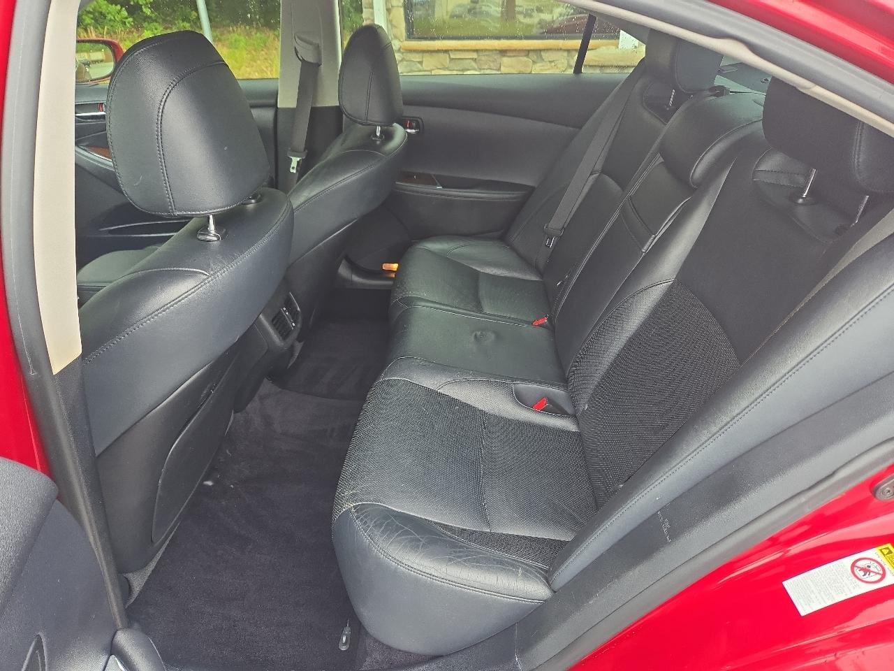 Lexus ES 350 Sedan 2012