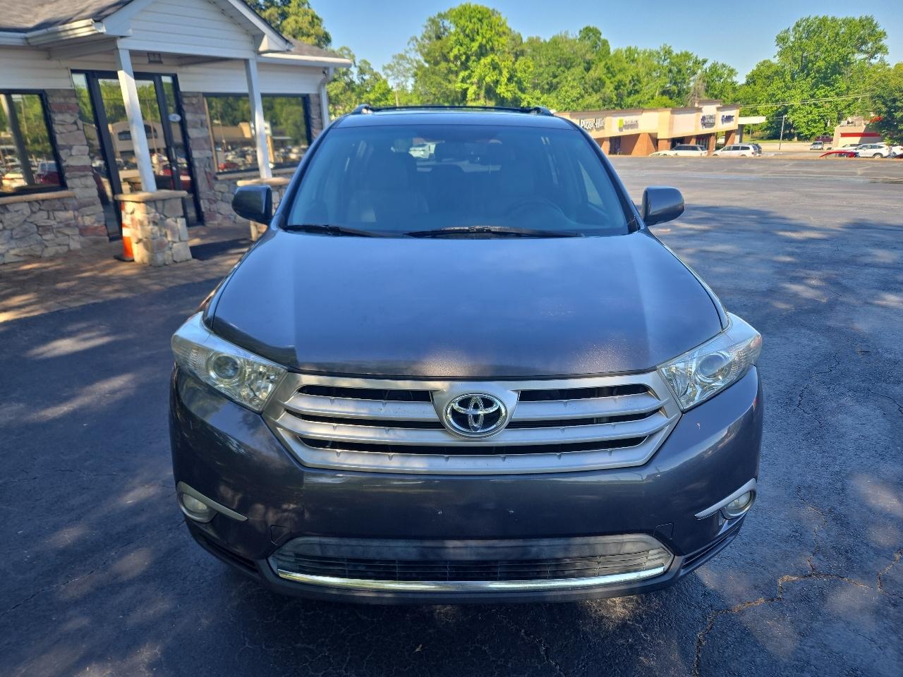 Toyota Highlander Limited 2WD 2012