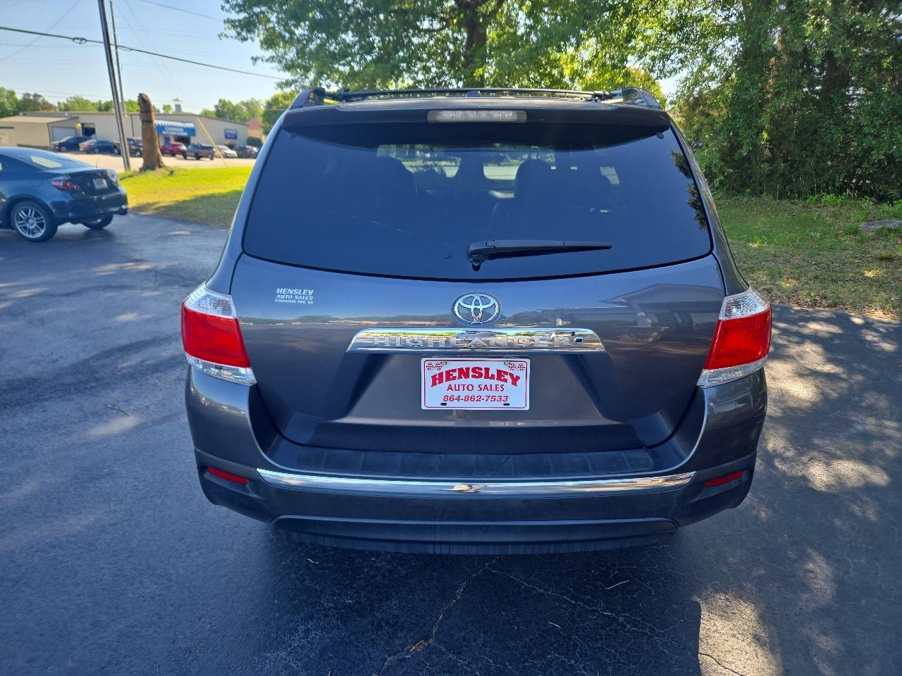 Toyota Highlander Limited 2WD 2012