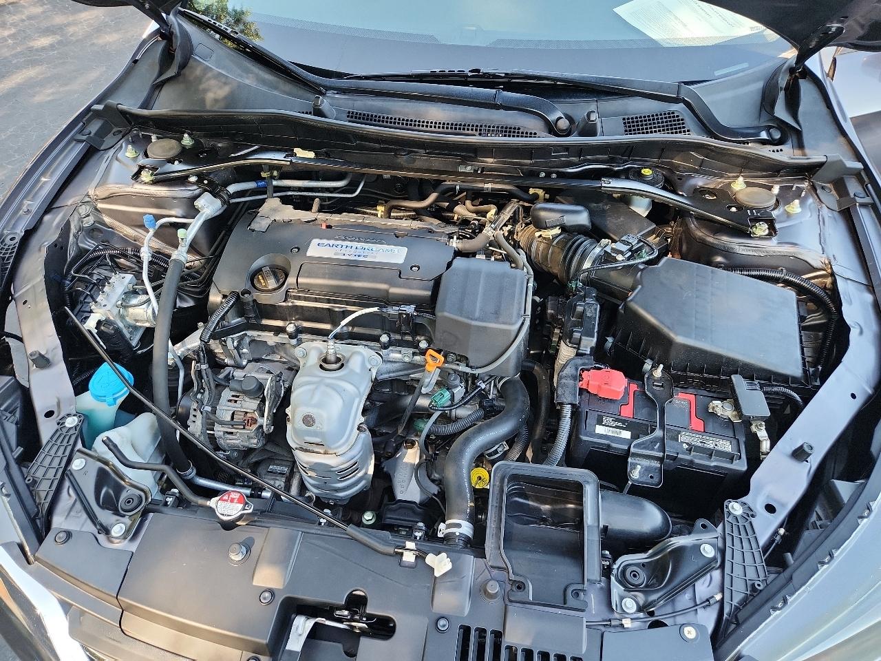 Honda Accord Sport Sedan AT 2015