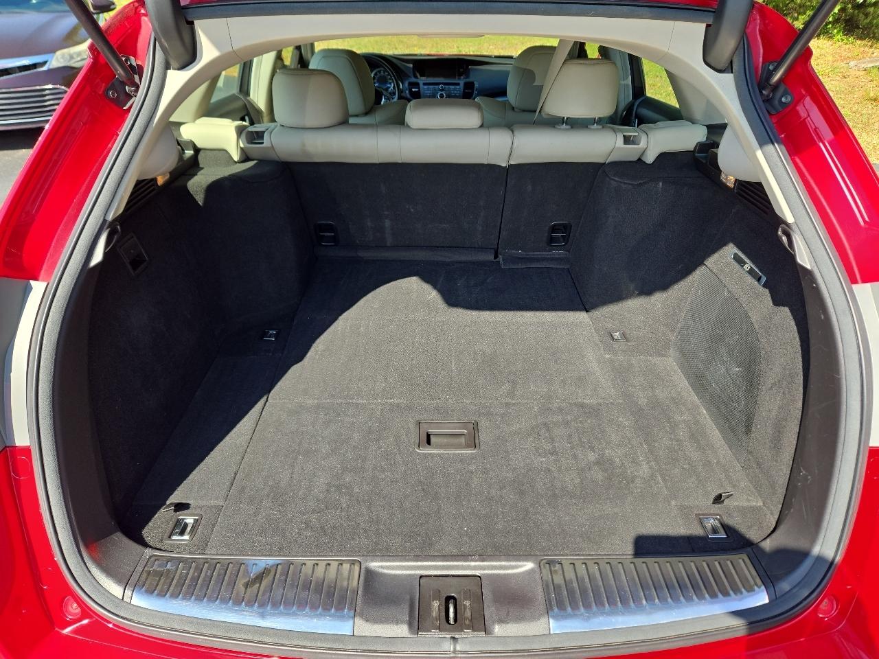 Acura TSX 5-Spd AT w/ Technology Package 2013