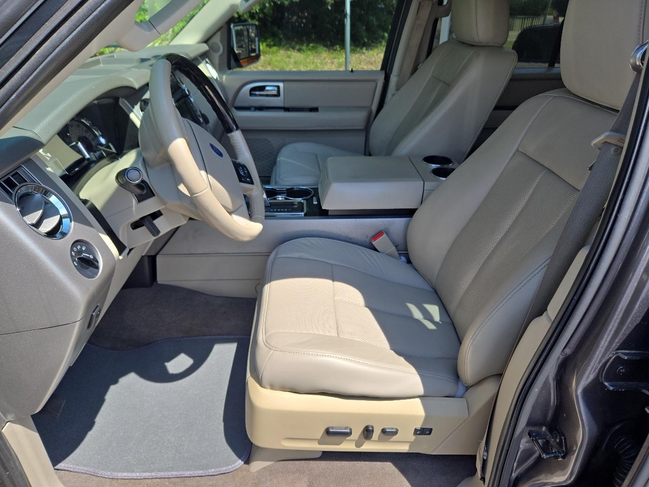 Ford Expedition Limited 2WD 2014