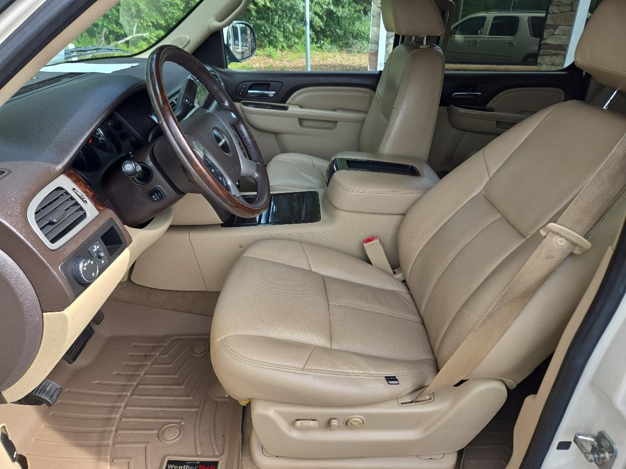 GMC Yukon Denali XL 4WD 2012