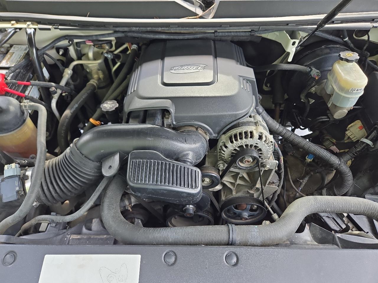 GMC Yukon Denali XL 4WD 2012
