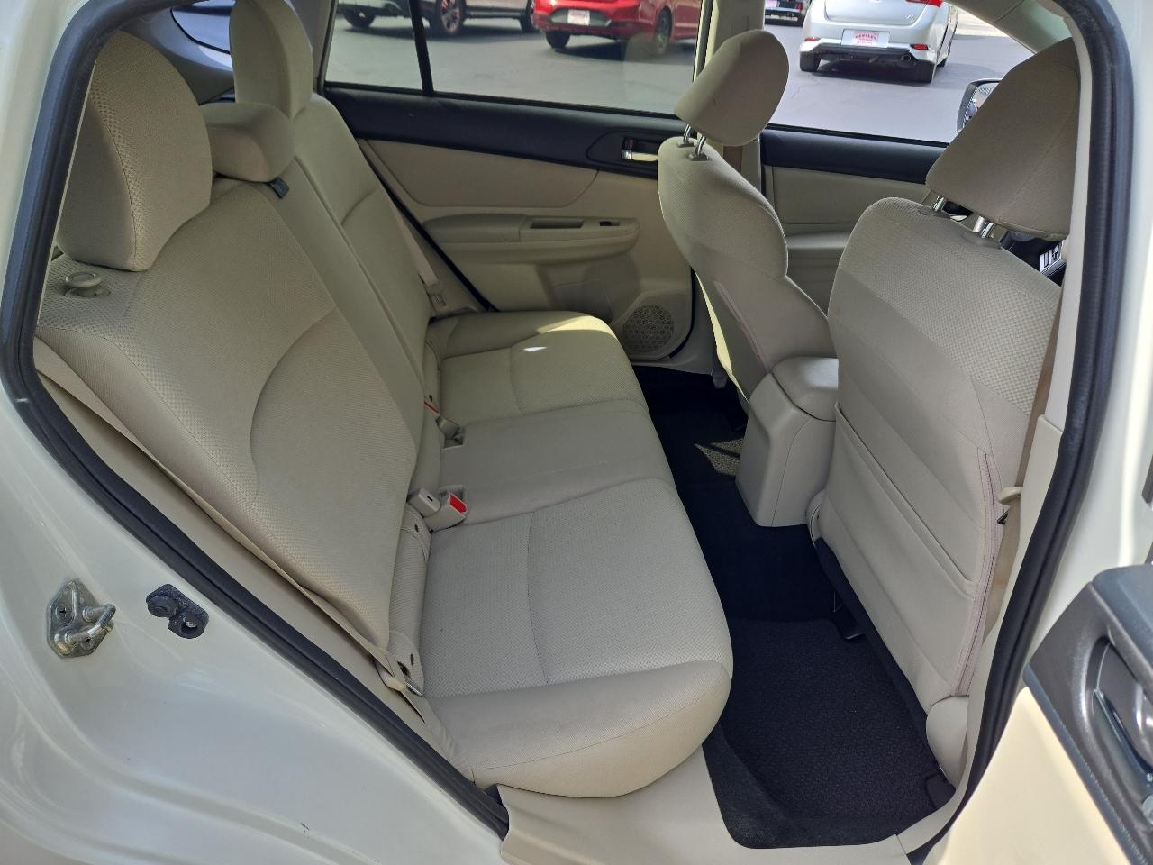 Subaru Impreza 2.0i Premium 5-Door w/All Weather Package 2014
