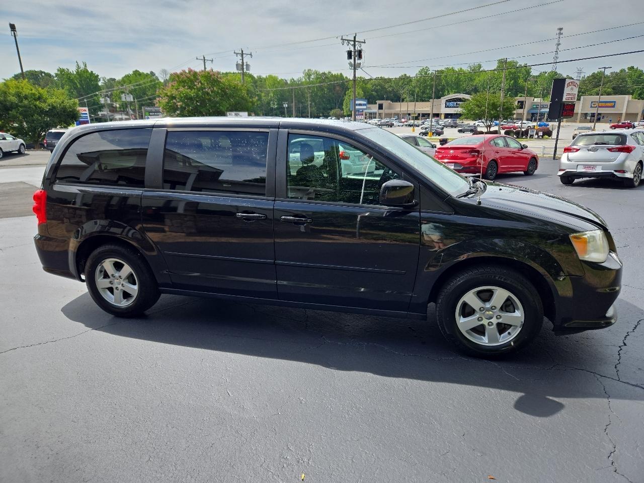 Dodge Grand Caravan SXT 2013
