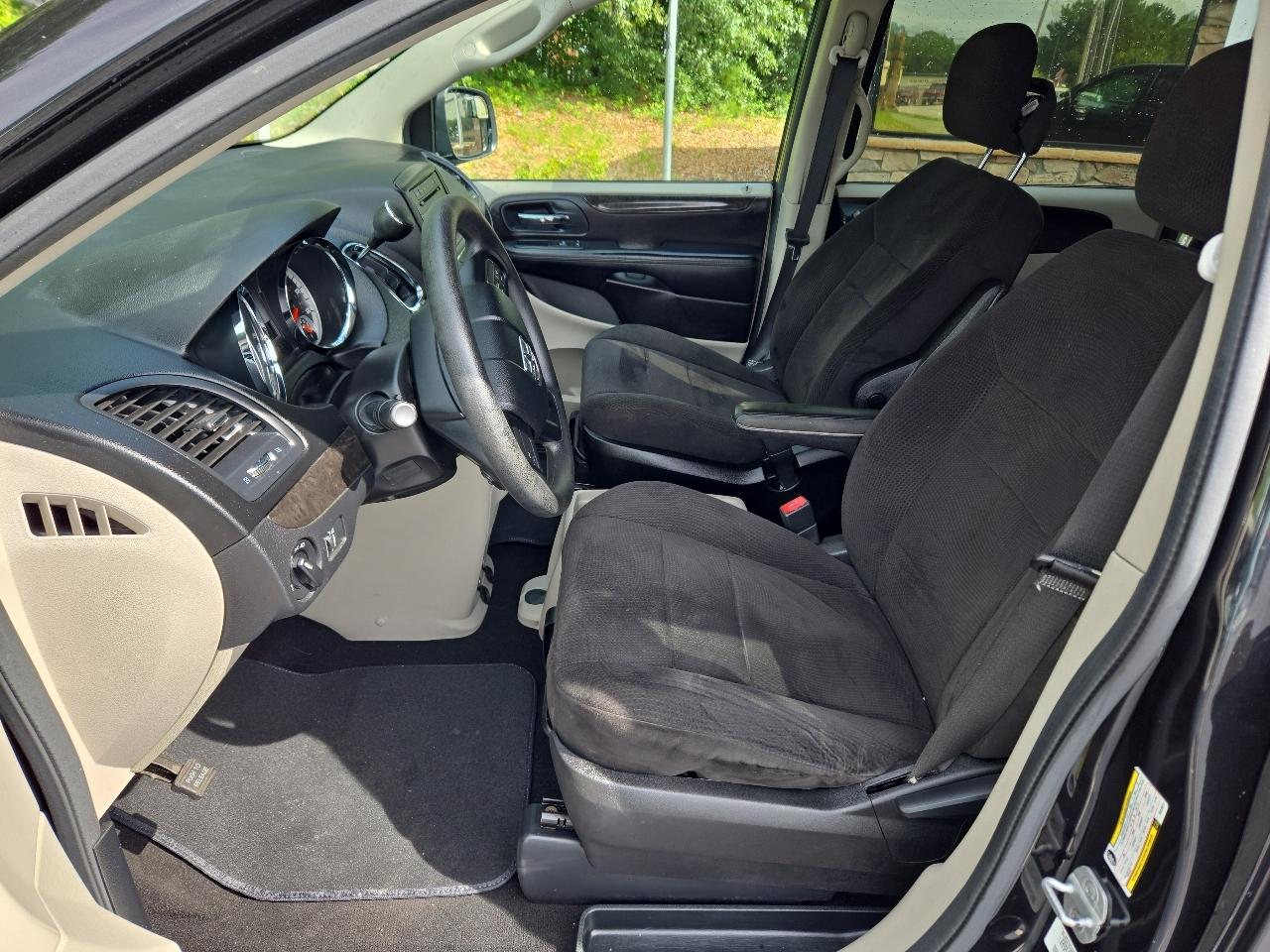 Dodge Grand Caravan SXT 2013