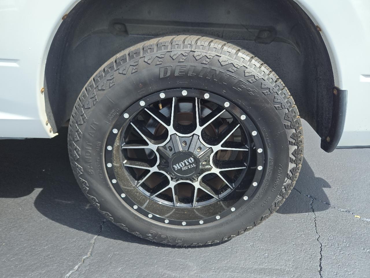 RAM 1500 Big Horn Crew Cab 2WD SWB 2011