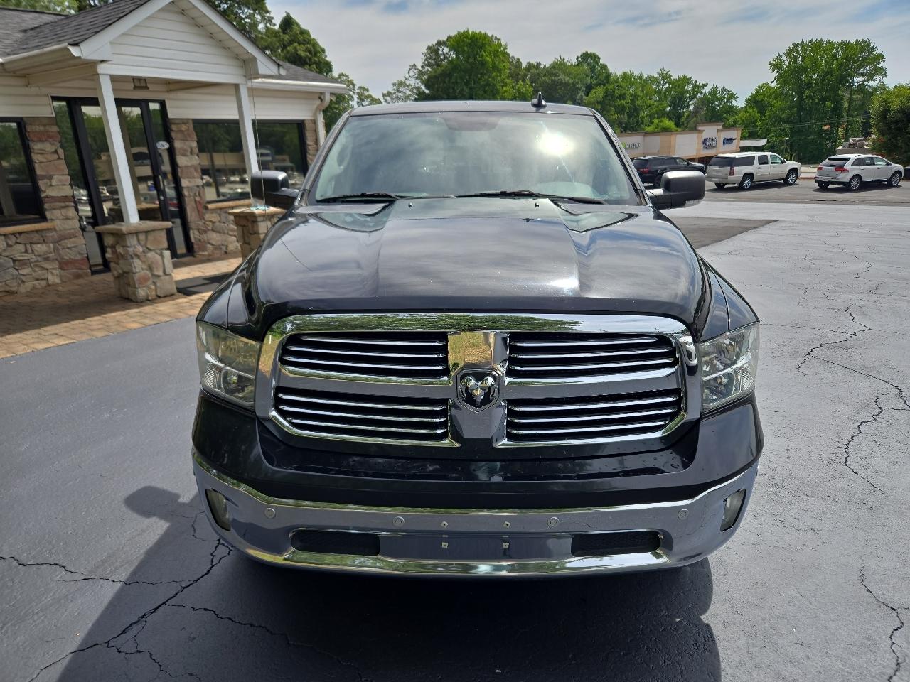 RAM 1500 Big Horn Crew Cab 4WD 2017