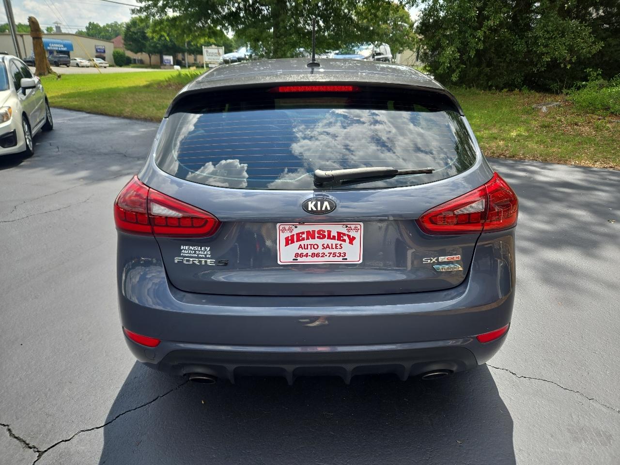 Kia Forte 5-Door SX 2016