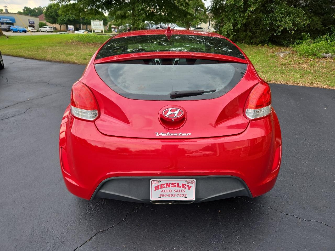 Hyundai Veloster Base 2015