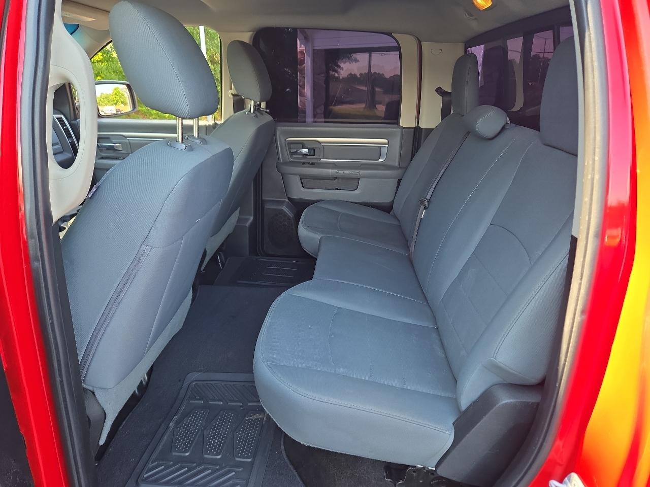 RAM 1500 SLT 2018