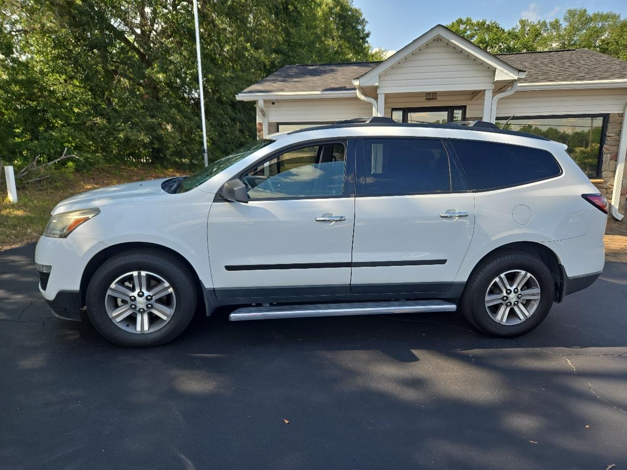 Chevrolet Traverse LS FWD 2017