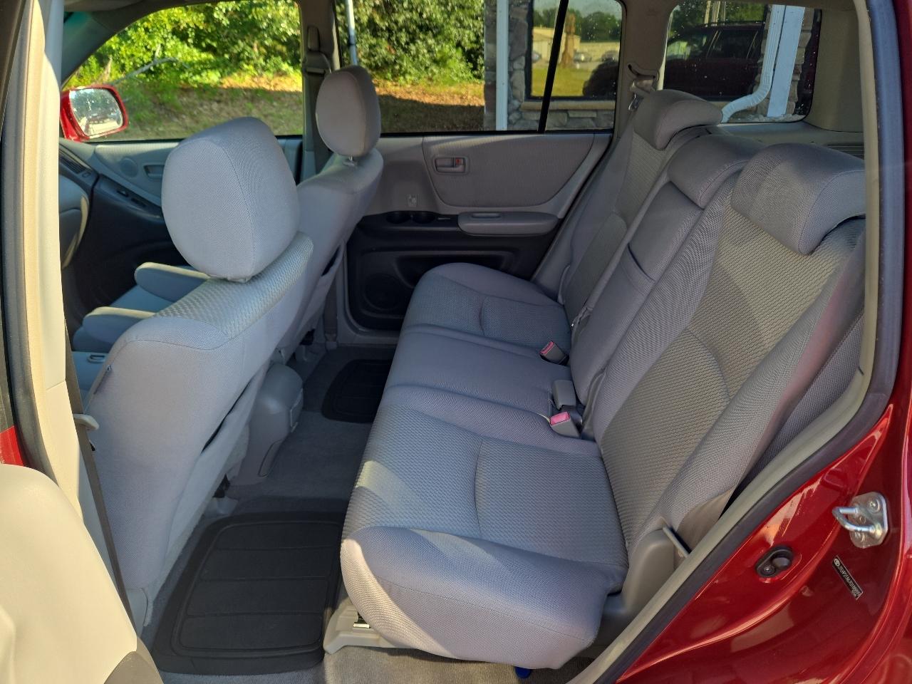 Toyota Highlander Base 4D SUV 4X4 V6 2007