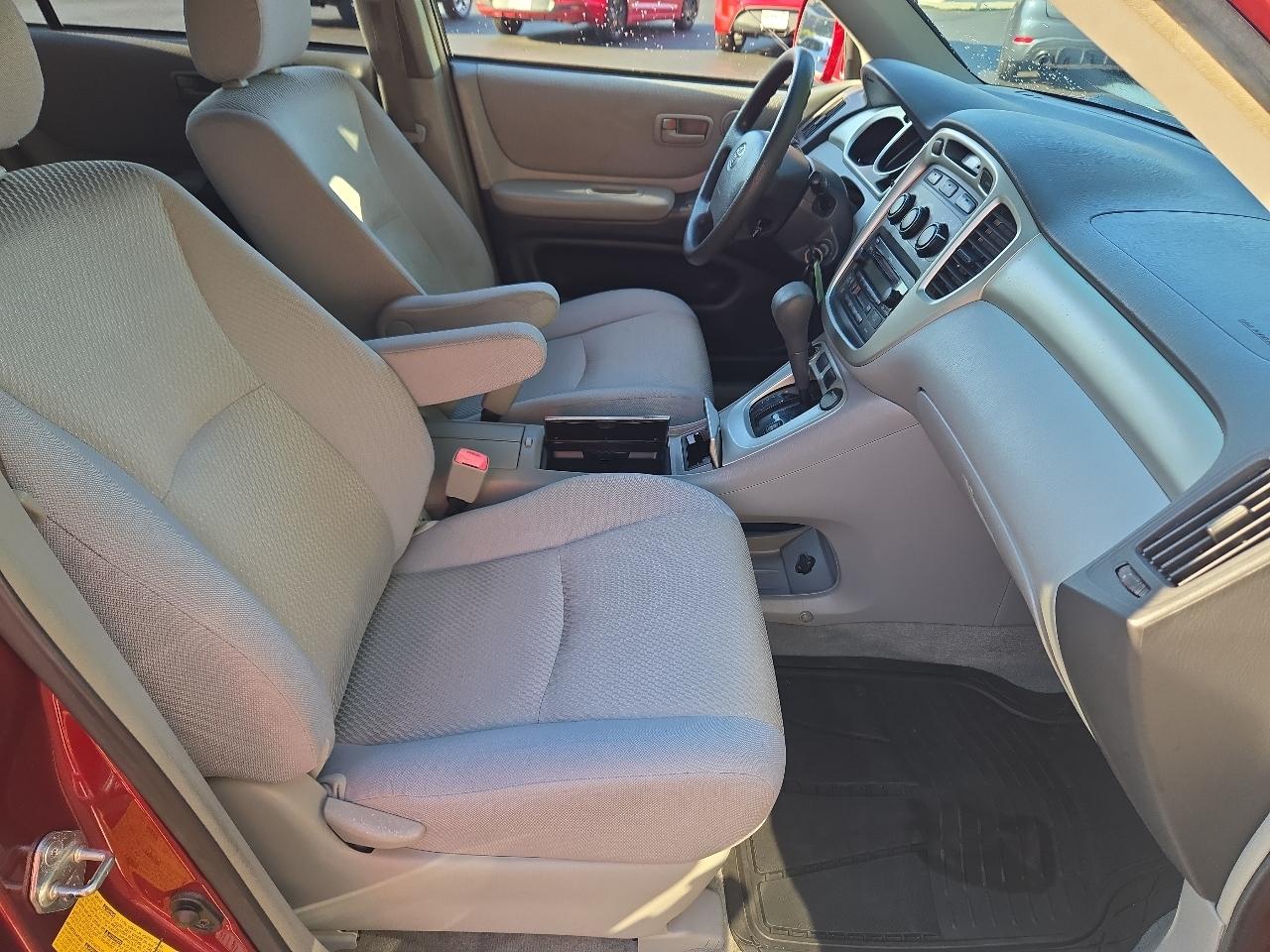 Toyota Highlander Base 4D SUV 4X4 V6 2007