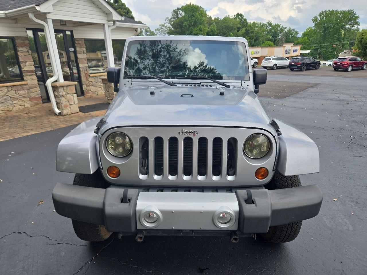 Jeep Wrangler Unlimited Sahara 4WD 2013