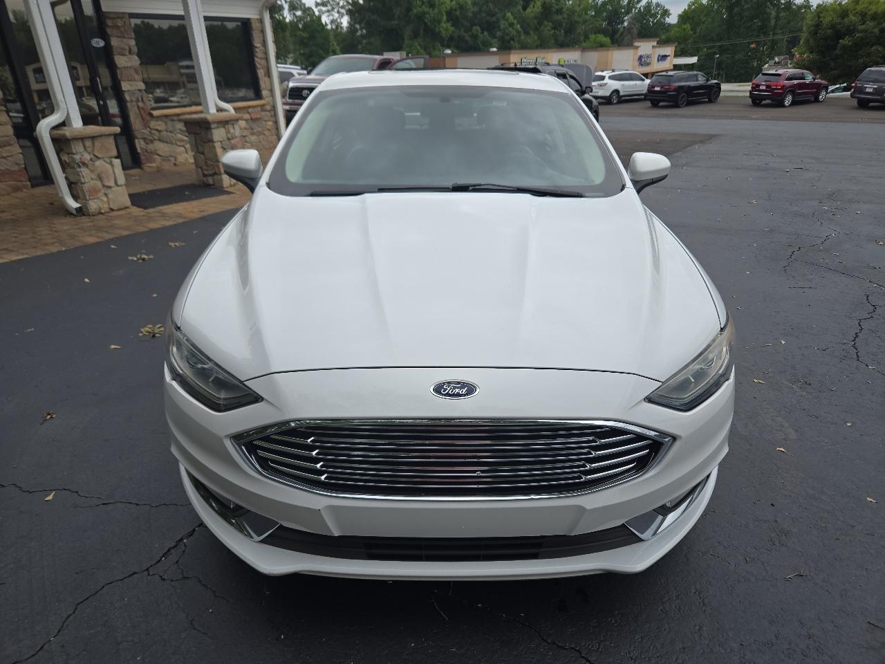 Ford Fusion Hybrid SE 2018