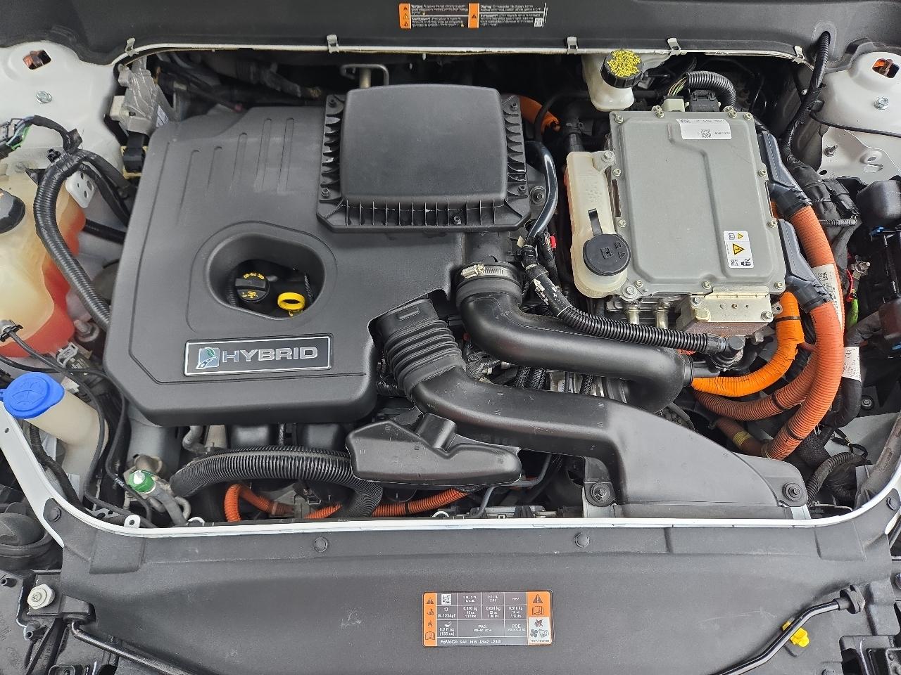Ford Fusion Hybrid SE 2018