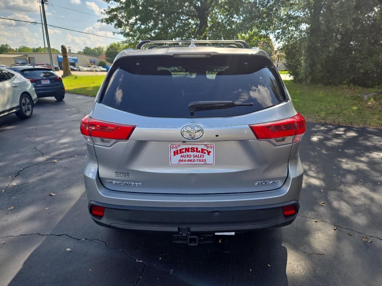 Toyota Highlander XLE AWD V6 2017